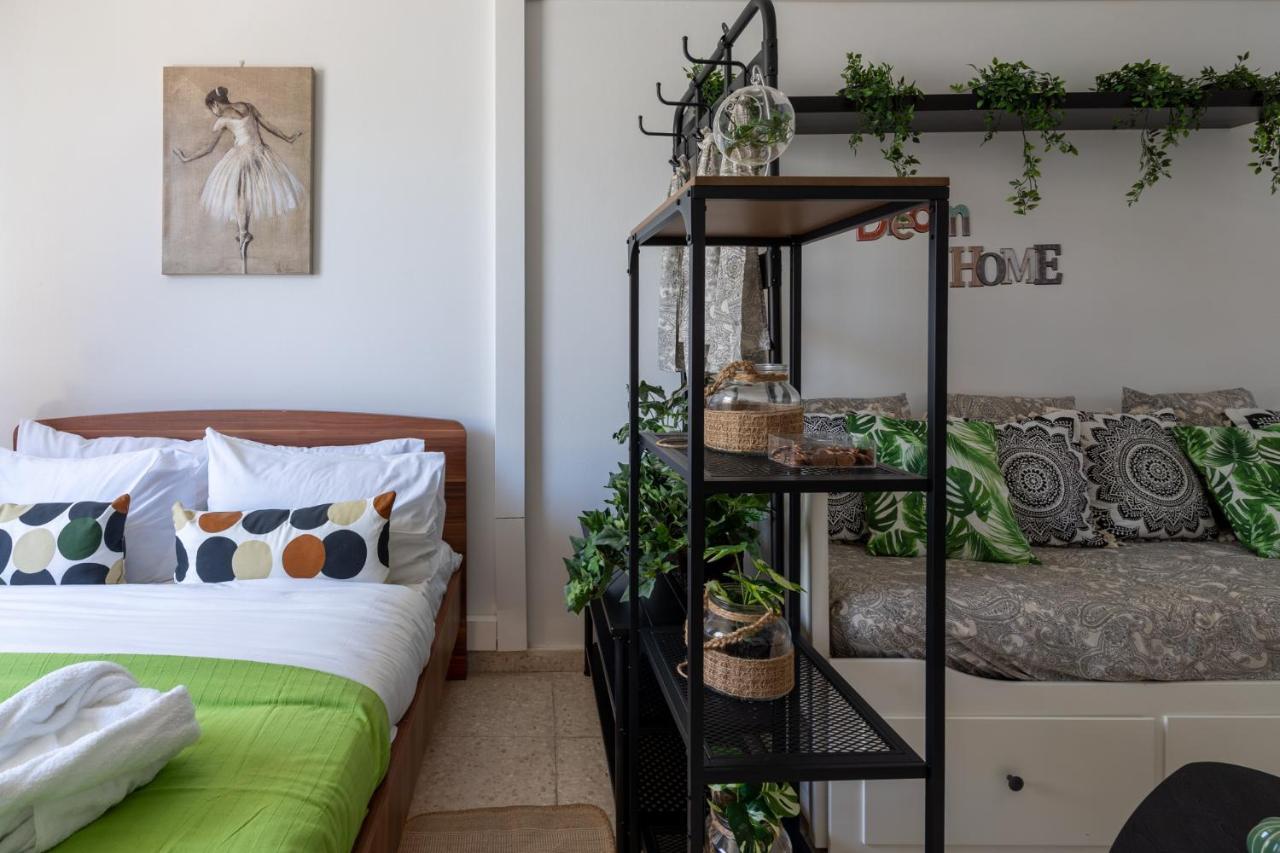 Oasis - Cozy Studio In Ларнака Екстер'єр фото